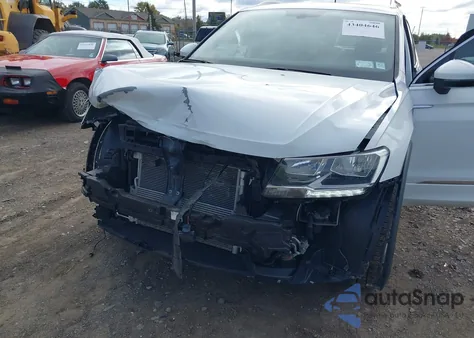 2019 Volkswagen Tiguan 2.0T Se/2.0T Sel/2.0T Sel R-Line/2.0T Sel R-Line Black из США, поврежденный, VIN 3VV2B7AX8KM009229